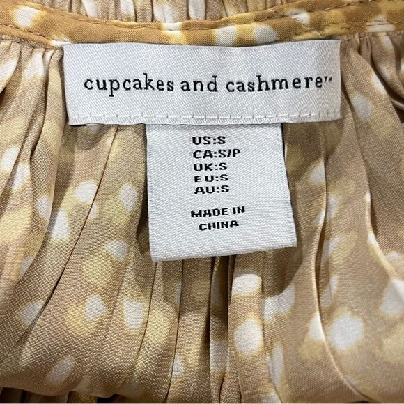 Cupcakes and cashmere mustard color Polka Dot Women's blouse size small - Picture 8 of 12